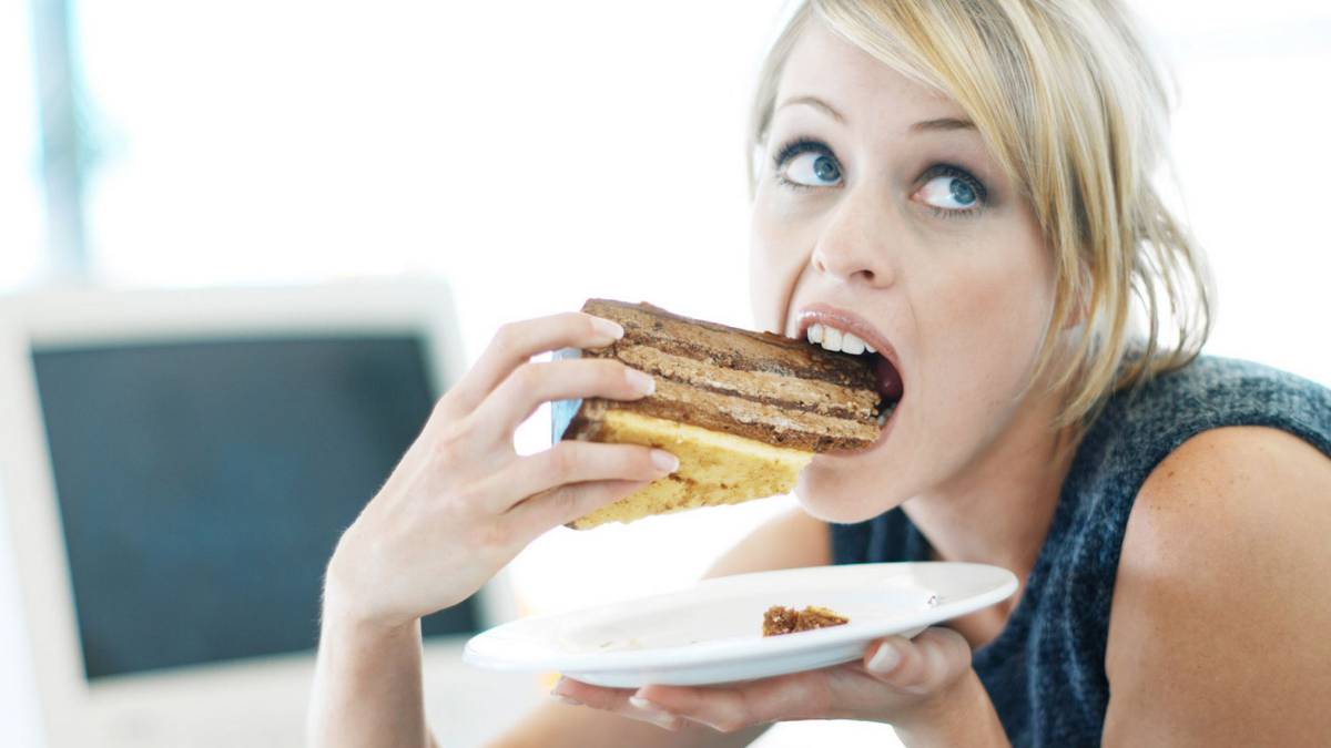 Video- Por qué comer con hambre es beneficioso para la salud?
