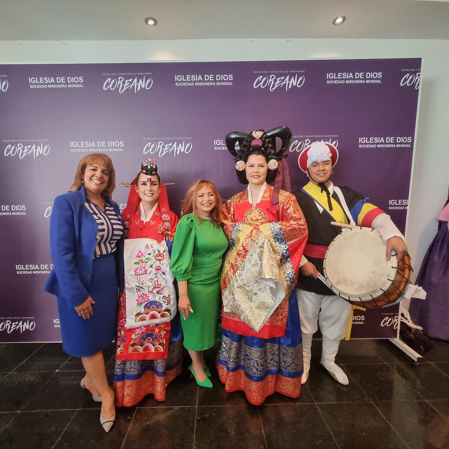 Video- La Iglesia de Dios Sociedad Misionera Mundial recibe 300 reconocimientos por sus 10 años de servicios voluntarios en el país