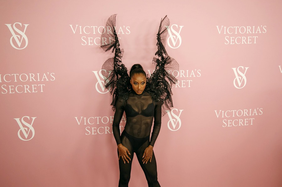 Victoria´s Secret celebra su retorno a la pasarela con una nueva generación de “ángeles”