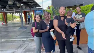 Protestan en la UASD por cierre guardería| madres denuncian no las dejan tomar clases con niños en brazos