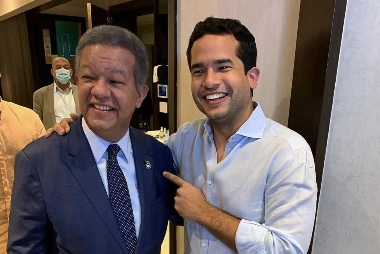 Video-Omar Fernández envía contundente mensaje político de que nada, ni nadie, lo separará de su padre, LF”