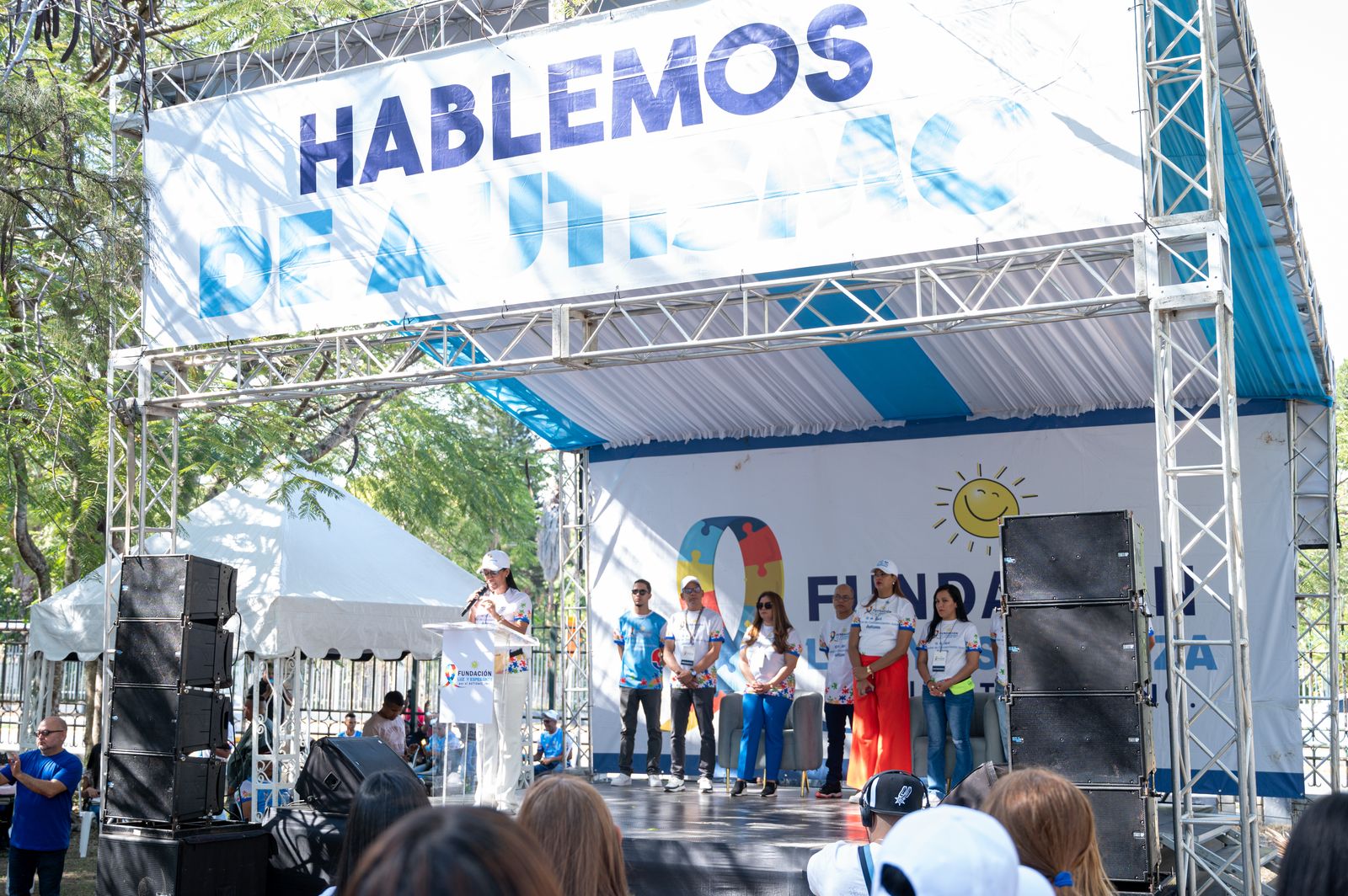 Fundación Luz y Esperanza por el Autismo celebra Tarde Azul de concienciación en Santiago