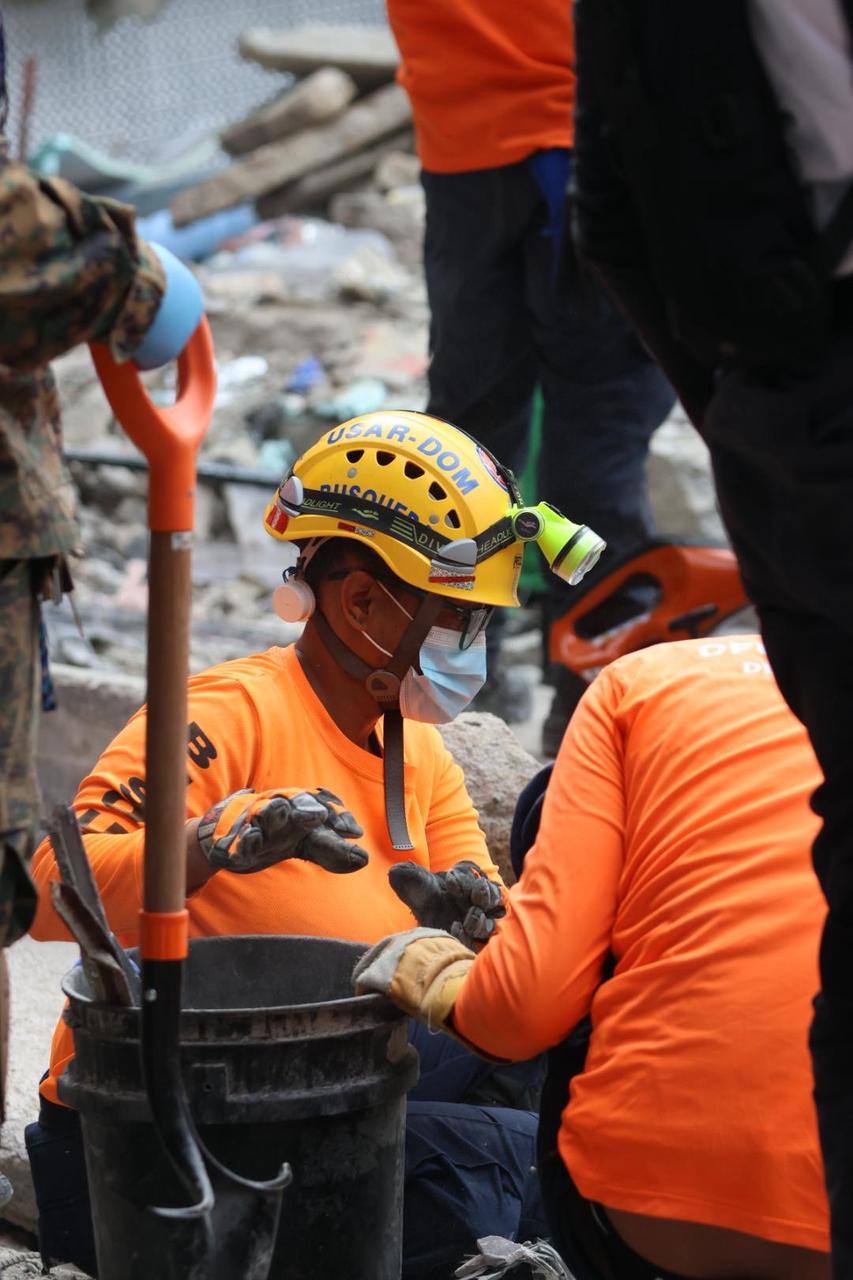 Defensa Civil lidera tres de los equipos de búsqueda en derrumbe Jet Set