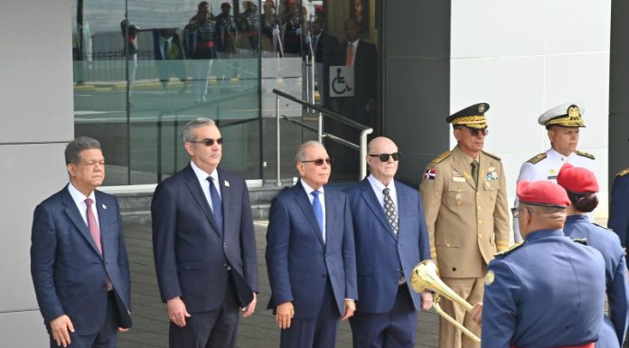 Abinader y expresidentes dominicanos solicitan a la ONU intervención urgente en Haití