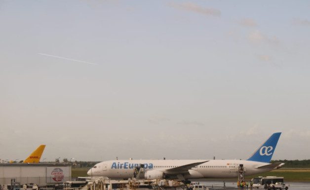 El AILA es puesto en alerta por sospecha de bomba en avión Madrid- Santo Domingo