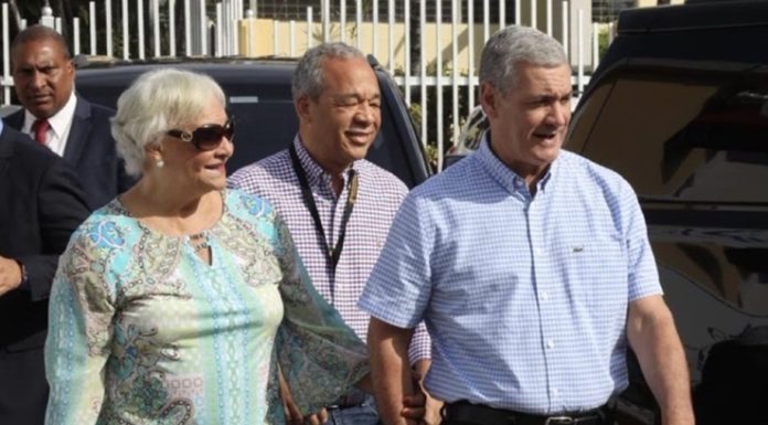 Fallece la madre de Gonzalo Castillo, excandidato presidencial del PLD