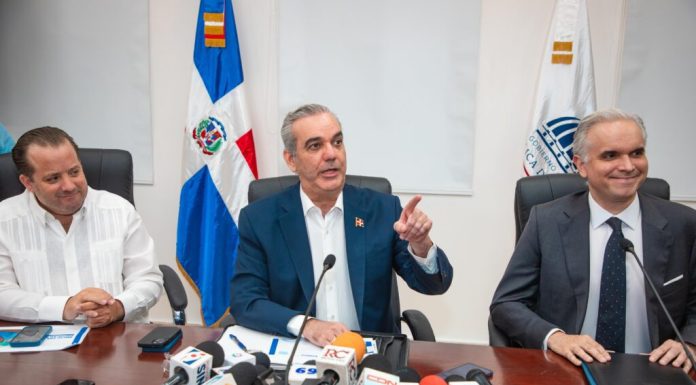 Presidente Abinader da seguimiento a acciones para que año escolar 2025-2026 sea un éxito