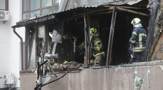 Ataque masivo de Rusia a Kiev causa 7 muertos y 50 heridos