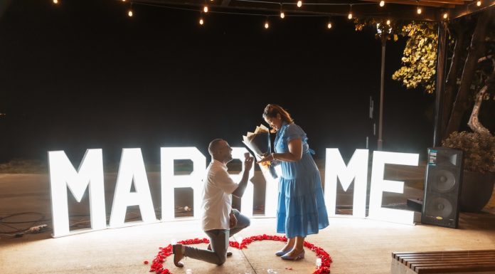 La Plaza Santo Domingo se convierte en ícono del amor en el malecón