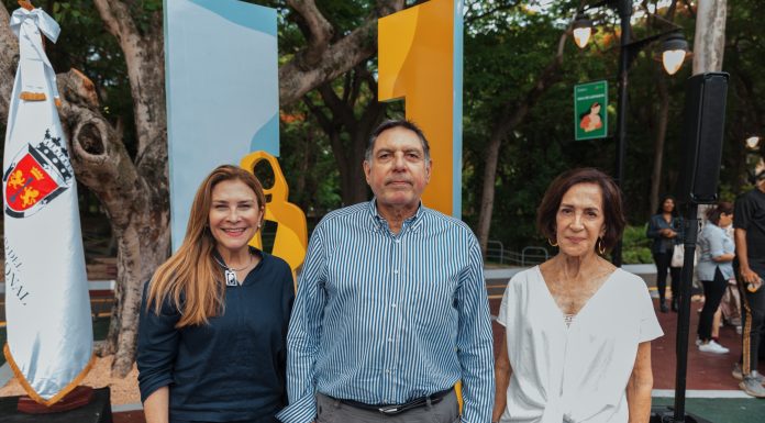 Carolina y Centro Cultural Amaya inauguran la escultura “Reto al Futuro”