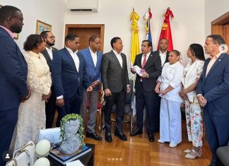 Diputados abordan diferentes temas con embajador ante la Santa Sede y cónsul general de Milano