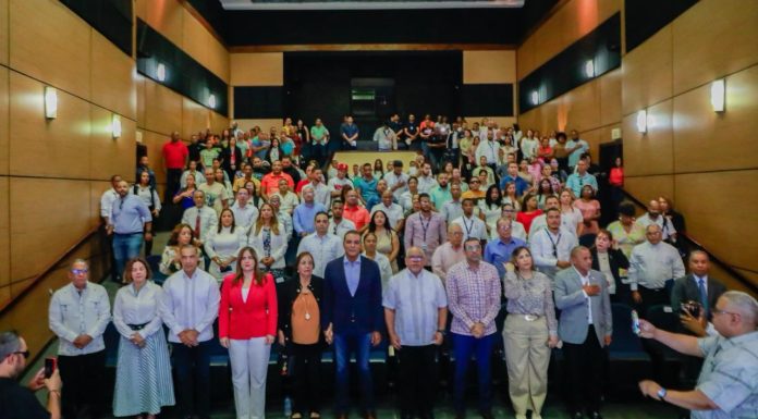 Video| Promipyme a paso firme en su misión de impulsar el emprendimiento: entrega RD$100 millones en créditos a 400 microempresarios en Moca