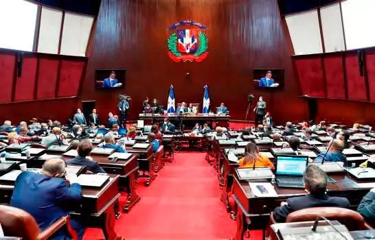 Diputados aprueban ley que unifica los ministerios Hacienda-Economía