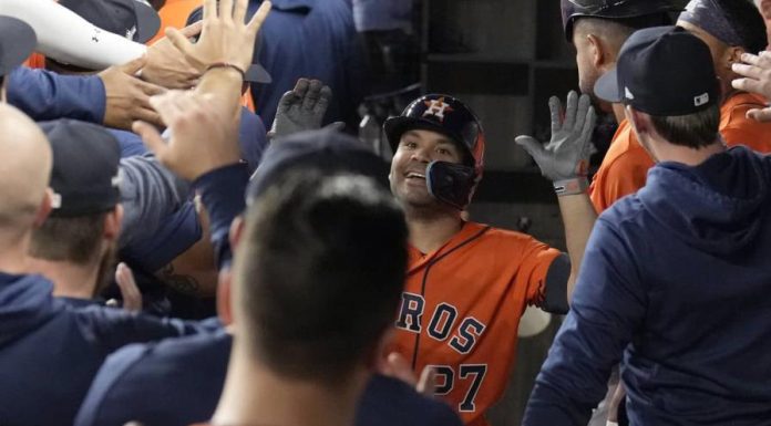Altuve conecta jonrón en vidtoria de Astros sobre Rockies