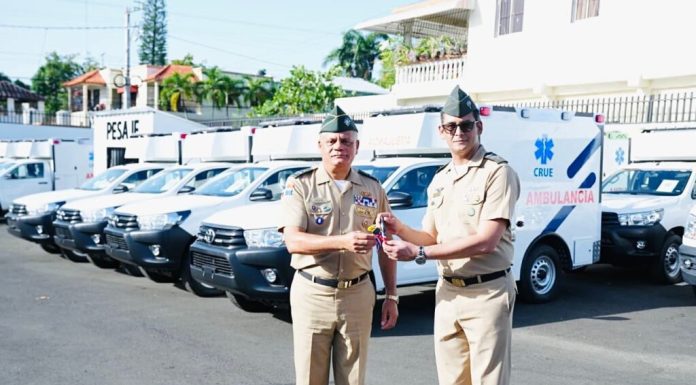Ministerio de Defensa entrega primera partida de ambulancias ensambladas por la Industria Militar Dominicana