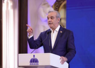 Presidente Abinader destaca cifras clave del nuevo año escolar 2025-2026