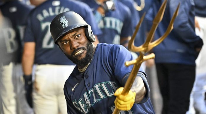 Arozarena conecta jonrón y guía a los Marineros a barrida sobre Medias Blancas