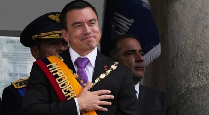 Asamblea de Ecuador aprueba eliminar el financiamiento estatal a partidos políticos