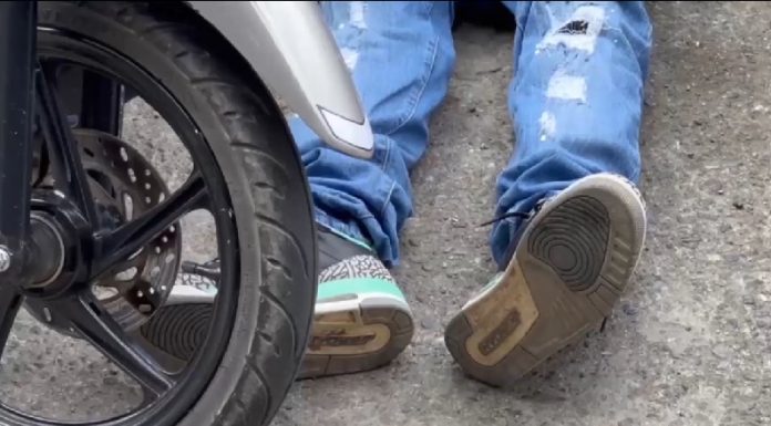 Madre de sicario que mató testigo en SFM pide que se entregue «por amor a su abuela»