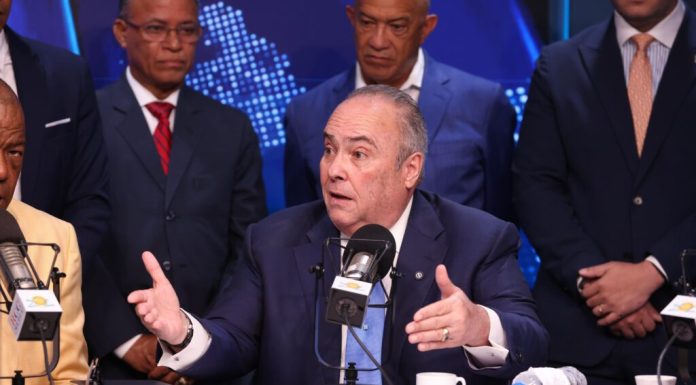 Charlie Mariotti anuncia su aspiración presidencial: “conozco el Estado dominicano”