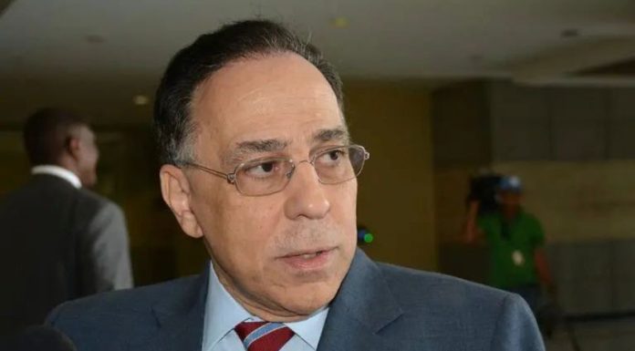 Celso Marranzini anuncia sometimiento a exadministrador de Edeeste quien abultó consumo clientes para mostrar eficiencia
