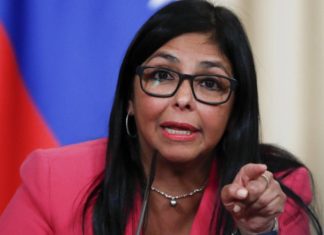 Vicepresidenta venezolana dice que fiscal de EE.UU. sigue con “ridículo show” contra Maduro