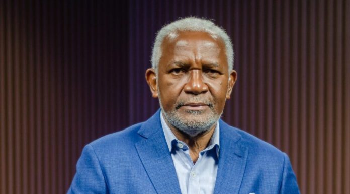 Exministro de Educación afirma que el sistema educativo no está preparado para inteligencia artificial