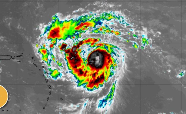 Huracán Erin ahora es un poderoso categoría 5; logra una rápida intensificación en las pasadas horas