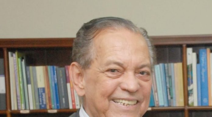 Fallece a los 94 años el actor y dramaturgo dominicano Franklin Domínguez