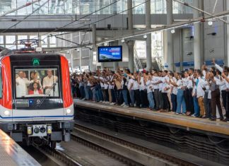 Abinader inaugura ampliación y pasillo de interconexión peatonal del Metro; trenes de 6 vagones operan desde este domingo