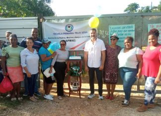 Seis años de espera: comunidad de Las Terrenas “celebra” el cumpleaños de una escuela inconclusa