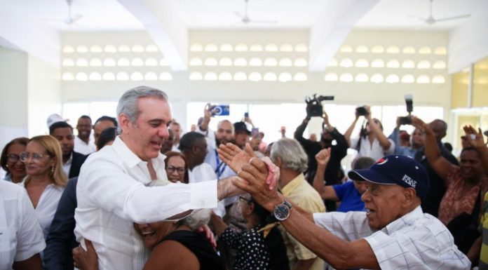 Abinader inaugurará seis escuelas, un hospital, entregará carreteras y títulos de propiedad este fin de semana en La Vega, Santiago y Santo Domingo