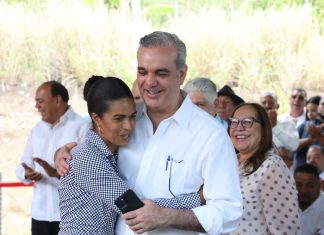 Abinader destaca sus raíces en Taveras y Sabana Iglesia; promete devolver inversión en infraestructura que por décadas no recibieron