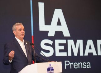 Abinader dice año escolar inicia con una matrícula de 2,664,028 estudiantes; 77.5% corresponde al sector público y 22.5% al sector privado