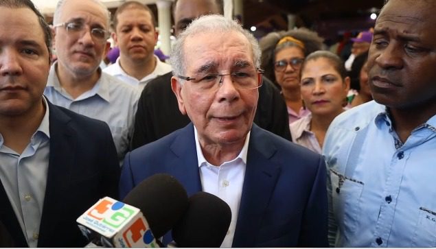 Danilo Medina asegura el año entrante el PLD sera la primera fuerza política de RD