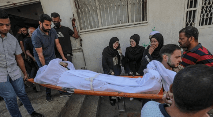 Israel mata a 66 palestinos este domingo, 33 de ellos cuando buscaban comida