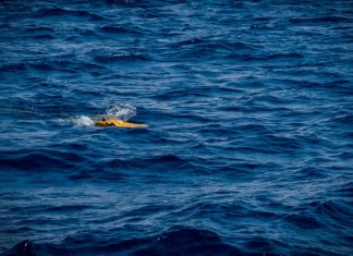 20 migrantes muertos y varios desaparecidos en naufragio frente a la isla italiana Lampedusa