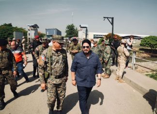 Ministro de Defensa de RD y Subsecretario de Defensa de EE.UU. recorren frontera domínico-haitiana de Manzanillo a Dajabón