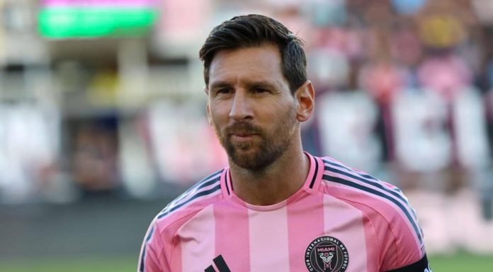 Messi abandona por lesión partido con Necaxa en el minuto 11