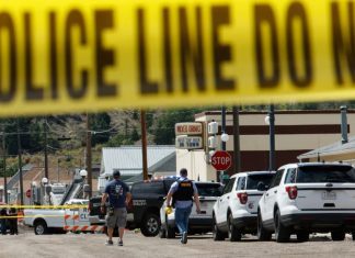 Mueren cuatro personas tras tiroteo en un bar de Montana, Estados Unidos