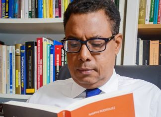 Jurista y escritor Namphi Rodríguez presenta su quinta obra dedicada a la justicia administrativa