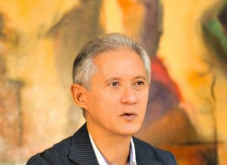 Economista Ng Cortiñas afirma propuesta de modificación presupuestaria es “opaca” y requiere explicación