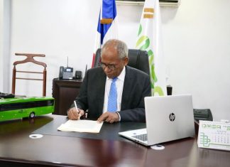 Onéximo González solicita a Compras y Contrataciones suspender su registro de proveedor del Estado