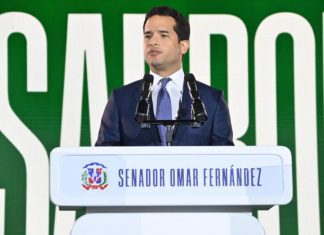 Omar Fernández rinde cuentas de su primer año de gestión como senador