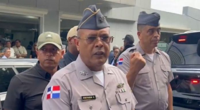 Guzmán Peralta pide a la Cámara de Cuentas audite su gestión en la Policía Nacional