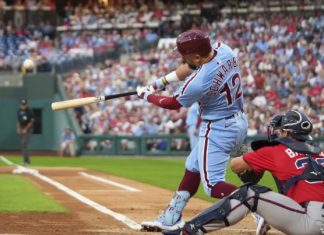 Schwarber despacha 4HR y empuja nueve