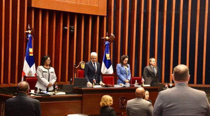 Senado discute hoy con sectores laborales la reforma al Código Laboral
