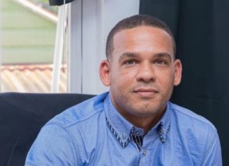 Renuncia el único regidor que tenía el PLD en Barahona; Toidy Gustavo Pérez pasaría a la Fuerza del Pueblo