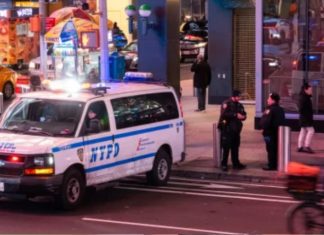 Tiroteo en Time Square de Nueva York deja tres hombres heridos y un adolescente detenido