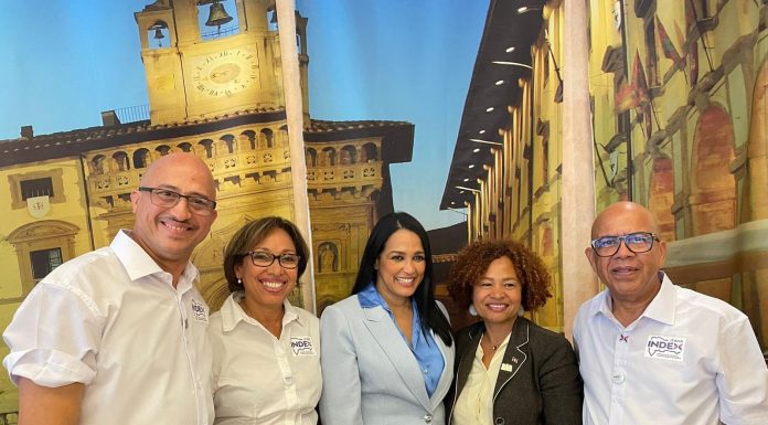 Directora del INDEX, Celine Toribio, realiza encuentro con decenas de representantes de asociaciones dominicanas en Italia